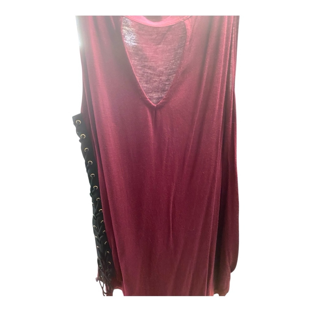 Women's Burgundy Sleeveless Top